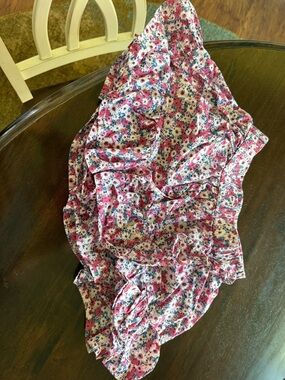 GAP Kids Pink & White Floral Ruffle Shorts